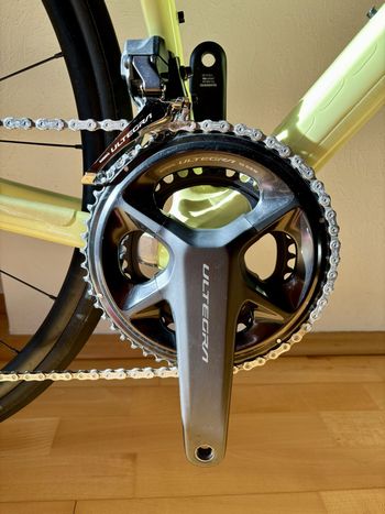 Used Canyon Endurace CF SL 8 Di2 2023 2023 Road & Gravel — image 8 of 9