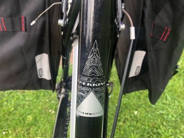 Used BH Custom Shimano Tourney 2012 Urban, Black — image 8 of 10