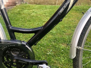 Used BH Custom Shimano Tourney 2012 Urban, Black — image 2 of 10