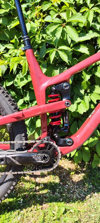 Used Propain Tyee CF 27.5 2021 2021 Mountainbike, Red — image 5 of 9