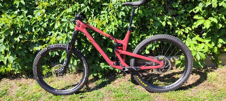 Used Propain Tyee CF 27.5 2021 2021 Mountainbike, Red — image 9 of 9