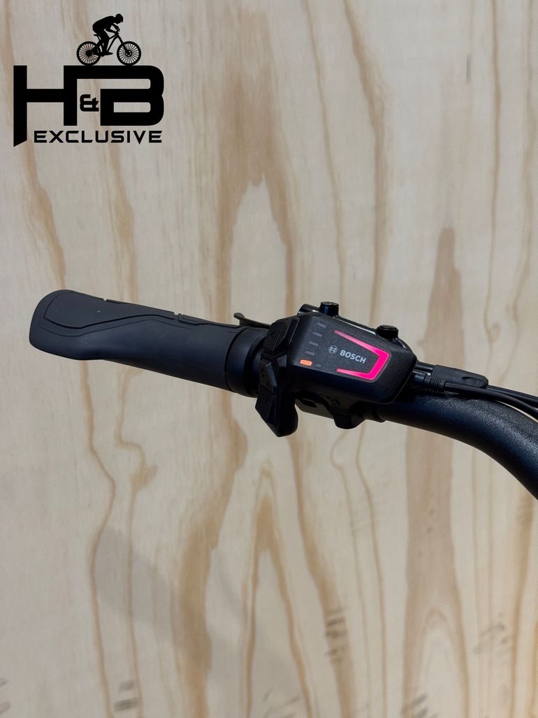 Used CUBE Nuride Hybrid SLX 750 Allroad Shimano Deore 2024 Urban, Light Gray — image 8 of 15