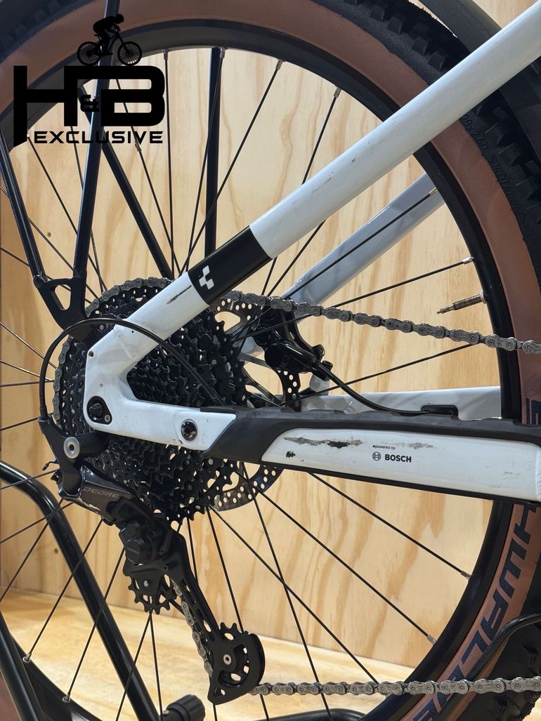 Used CUBE Stereo Hybrid 120 Pro 750 Shimano Deore 2024 Mountainbike, Light Gray — image 12 of 13