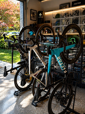 Used Factor OSTRO VAM - Shimano Dura-Ace 2025 2025 Road & Gravel, Black — image 3 of 6