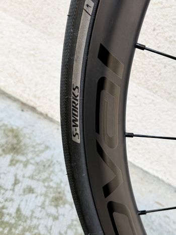 Used Specialized Aethos Comp - Rival ETaps AXS 2023 2023 Road & Gravel — image 13 of 21
