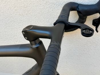 Used Specialized Aethos Comp - Rival ETaps AXS 2023 2023 Road & Gravel — image 8 of 21
