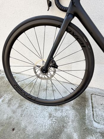 Used Specialized Aethos Comp - Rival ETaps AXS 2023 2023 Road & Gravel — image 12 of 21
