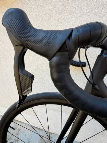 Used Specialized Aethos Comp - Rival ETaps AXS 2023 2023 Road & Gravel — image 11 of 21