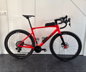 BMC, Kaius SRAM Force eTap AXS