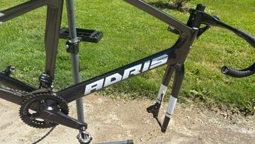 Used Adris Custom Shimano Ultegra Di2 2024 Road & Gravel, Black — image 3 of 3