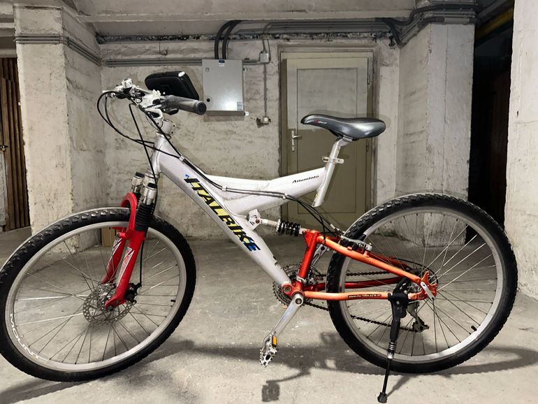 Used ITALBIKE ITALBIKE Custom Shimano Acera 2018 Mountainbike — image 1 of 8