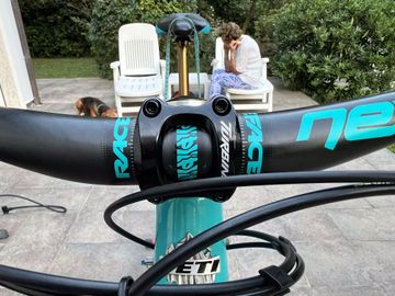 Tweedehands Yeti Arc 2023 Mountainbike — afbeelding 3 van 20