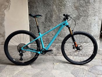 Yeti, Arc