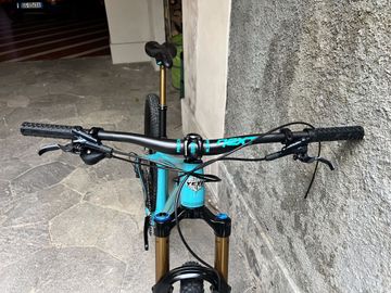 Tweedehands Yeti Arc 2023 Mountainbike — afbeelding 2 van 20