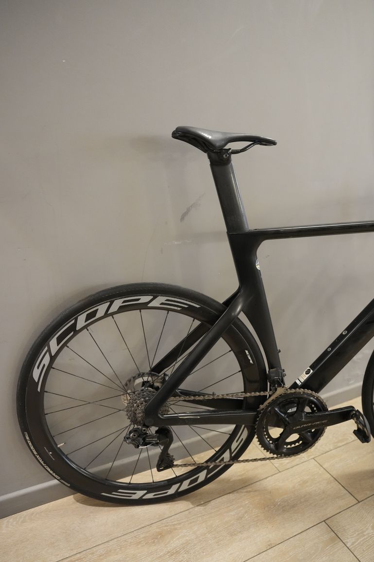 Used Canyon Aeroad Shimano Dura Ace Di2 2024 Road & Gravel, Black — image 17 of 27