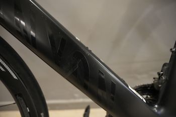 Used Canyon Aeroad Shimano Dura Ace Di2 2024 Road & Gravel, Black — image 10 of 27