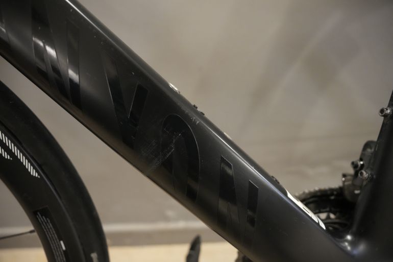 Used Canyon Aeroad Shimano Dura Ace Di2 2024 Road & Gravel, Black — image 10 of 27