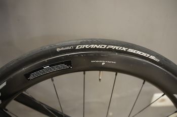 Used Canyon Aeroad Shimano Dura Ace Di2 2024 Road & Gravel, Black — image 7 of 27