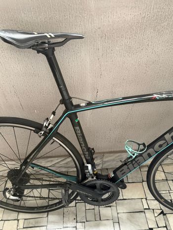 Used Bianchi Infinito CV Chorus 2016 2016 Road & Gravel, Black — image 6 of 6