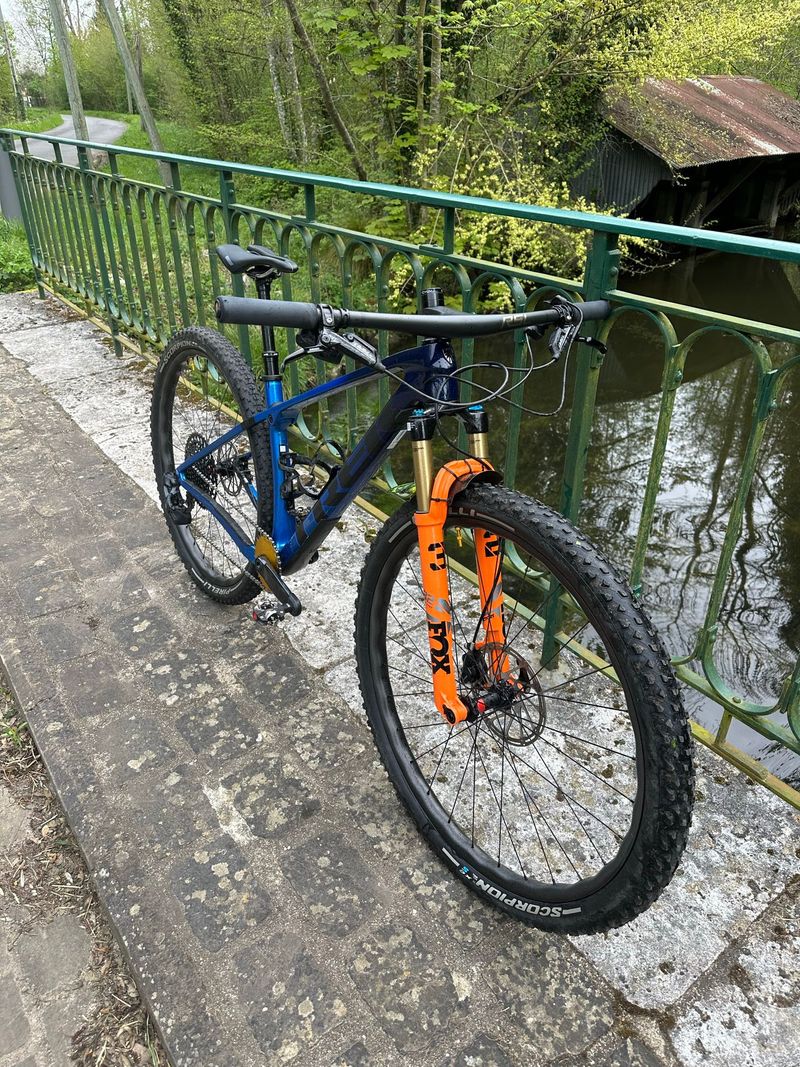 Używany Trek Procaliber SRAM GX Eagle AXS 2023 Mountainbike — zdjęcie 2 z 9