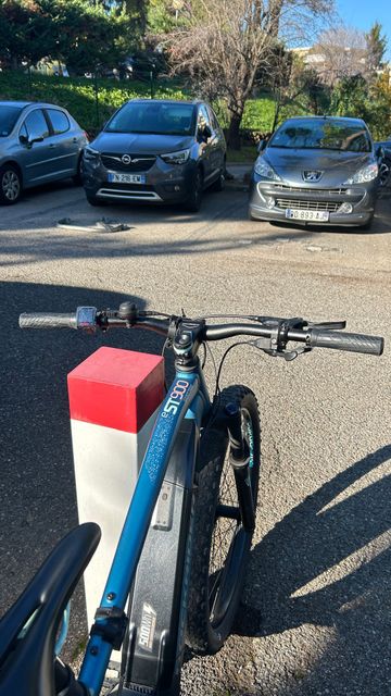 ROCKRIDER E-ST900 Mountain Bike Shimano Deore XT 2022 Mountainbike usato, Blu — immagine 3 di 16