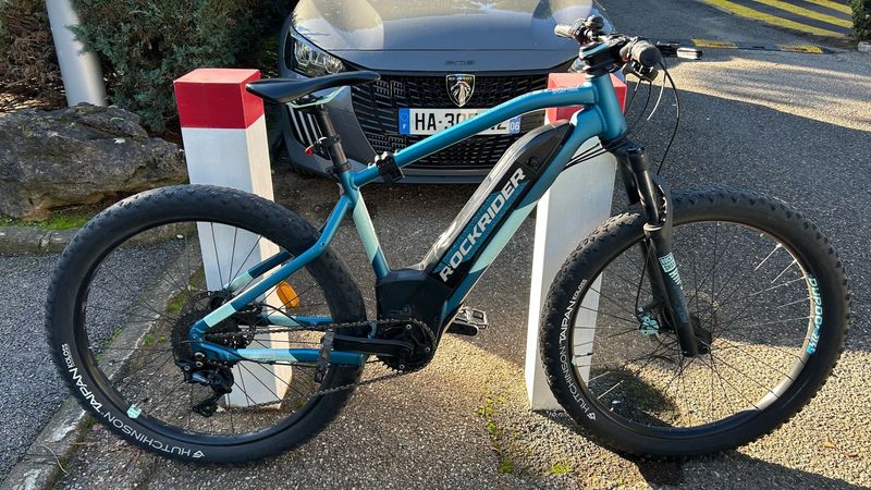 Tweedehands ROCKRIDER E-ST900 Mountain Bike Shimano Deore XT 2022 MTB