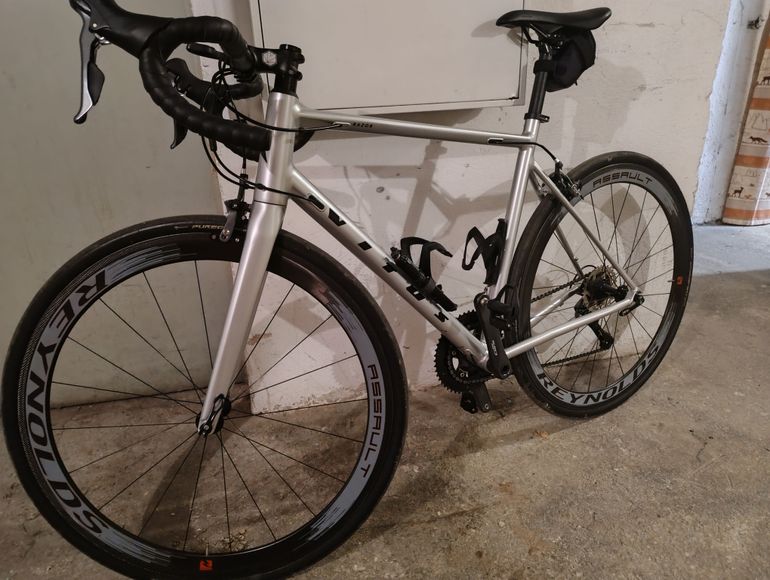 Used Vitus Razor Claris 2022 2022 Road & Gravel, Light Gray — image 3 of 6
