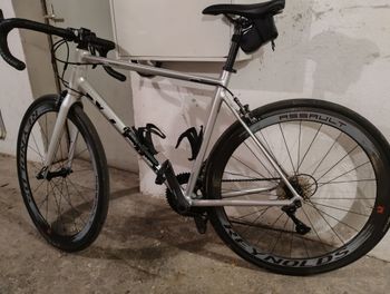 Used Vitus Razor Claris 2022 2022 Road & Gravel, Light Gray — image 2 of 6