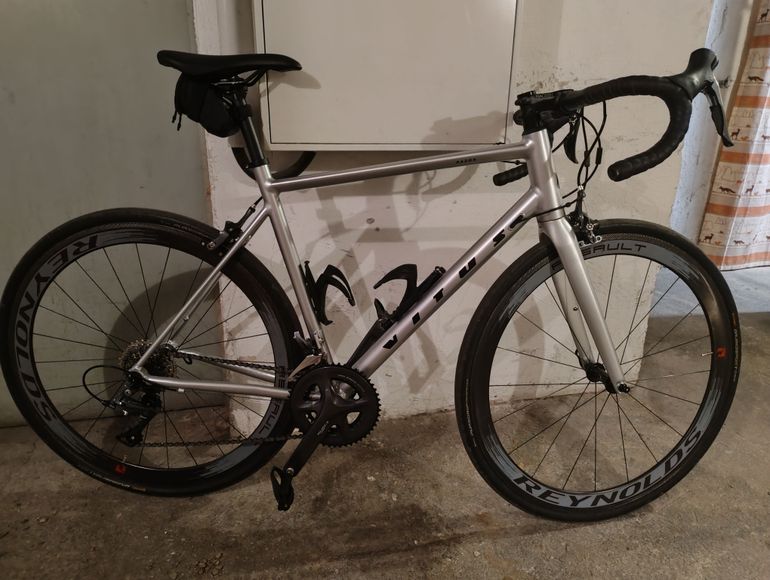 Used Vitus Razor Claris 2022 2022 Road & Gravel, Light Gray — image 1 of 6