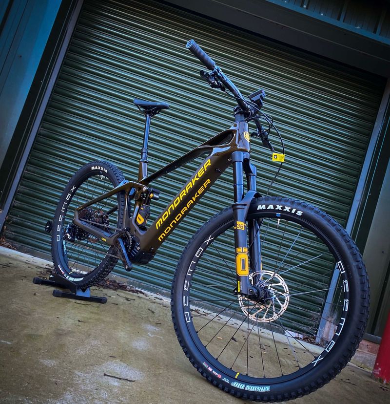 Použité Mondraker CRAFTY CARBON XR LTD 2023 2023 MTB