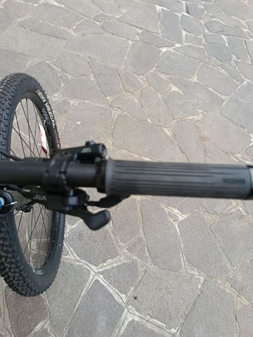Použité ARC8 Evolve Shimano SLX 2024 Mountainbike — obrázek 18 z 21