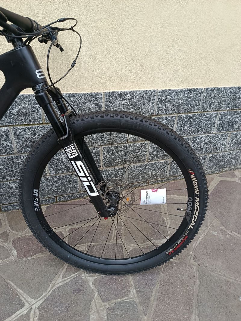 Použité ARC8 Evolve Shimano SLX 2024 Mountainbike — obrázek 19 z 21