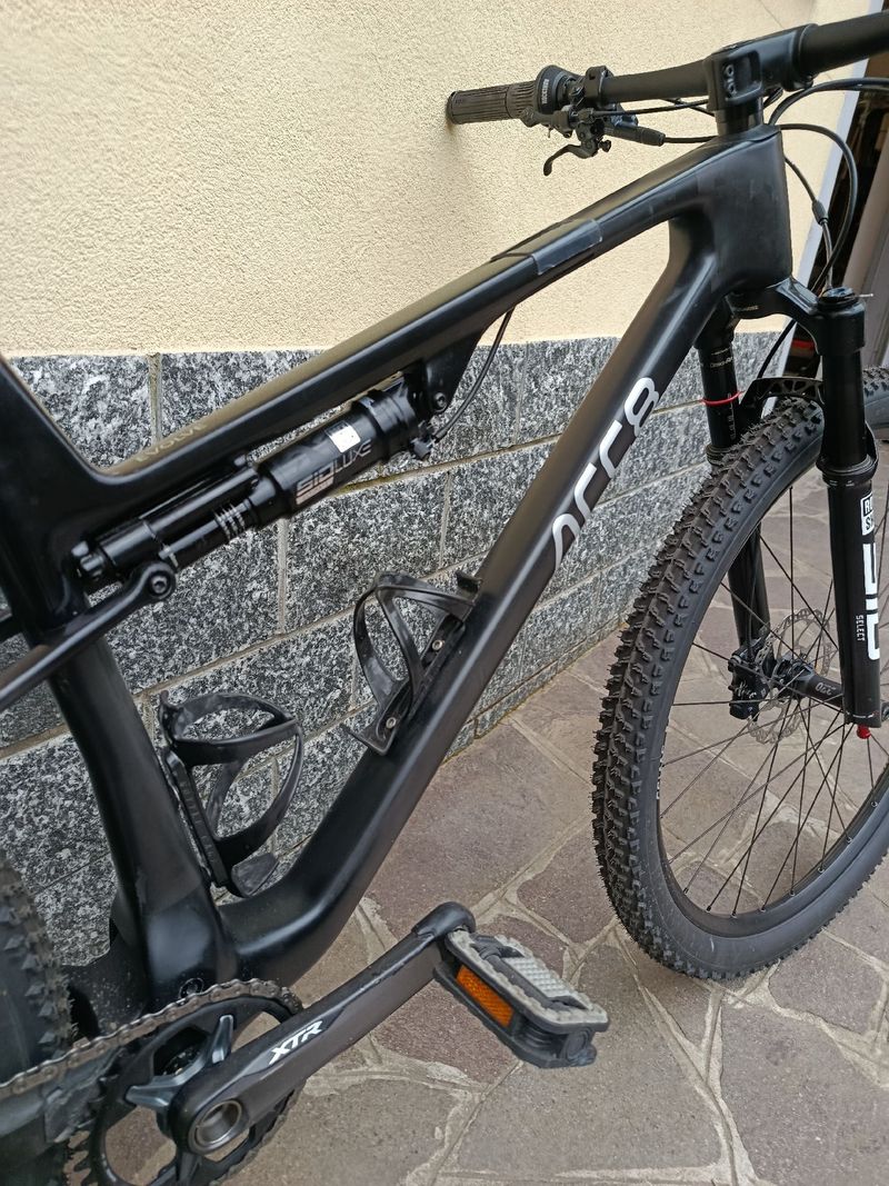 Použité ARC8 Evolve Shimano SLX 2024 Mountainbike — obrázek 8 z 21