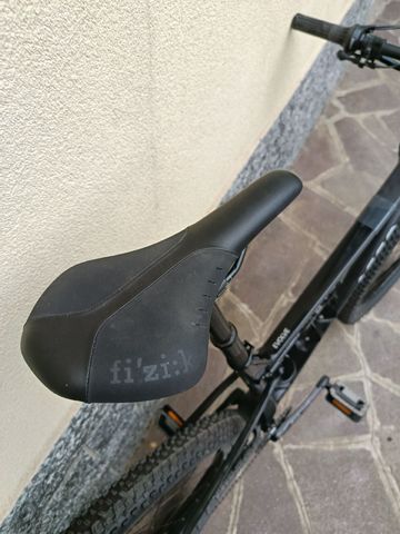 Použité ARC8 Evolve Shimano SLX 2024 Mountainbike — obrázek 15 z 21