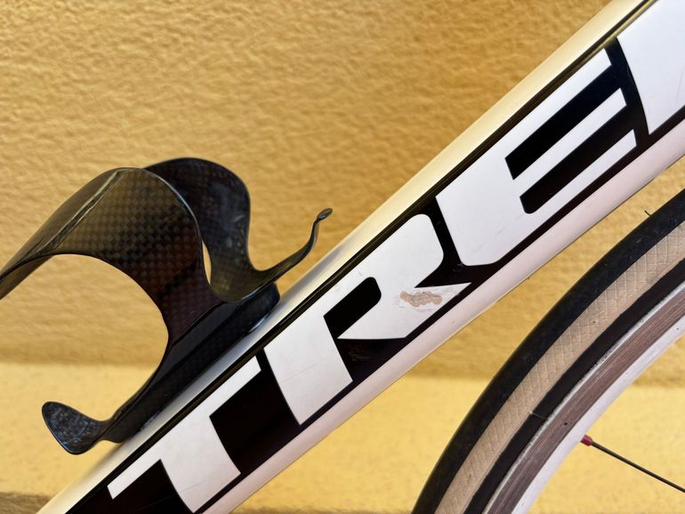 Used Trek Madone Shimano 105 2013 Road & Gravel, White — image 16 of 25