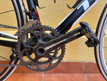 Used Trek Madone Shimano 105 2013 Road & Gravel, White — image 6 of 25