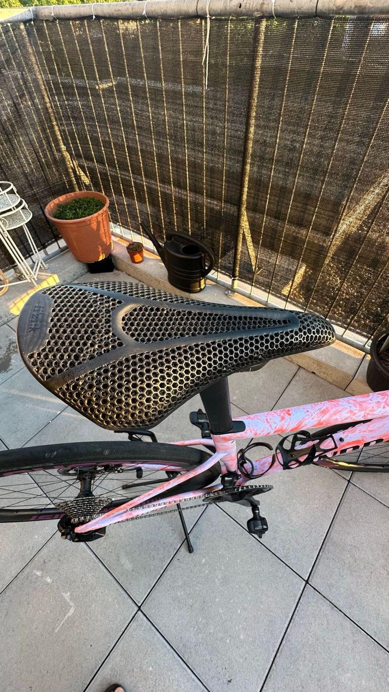 Used Specialized S-Works Tarmac SL8 Frameset - FACT 12r Carbon 2024 2024 Road & Gravel, Red — image 12 of 18