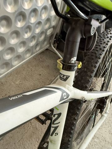 Used KTM Chicago Shimano Acera 2016 Mountainbike, White — image 3 of 3