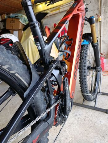Mondraker, CRAFTY CARBON RR 2025