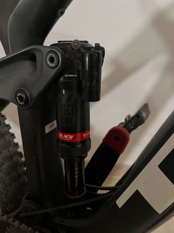 Tweedehands Trek Slash 9.8 29 2020 2020 Mountainbike — afbeelding 4 van 7