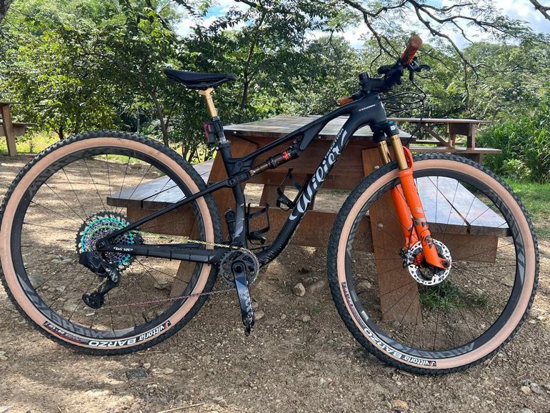 Used Wilier URTA SLR SRAM EAGLE XX1 AXS 2022 2022 Mountainbike, Black, 29 — image 1 of 6