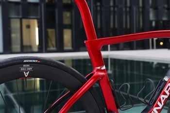 Used Pinarello DOGMA F SRAM RED ETAP AXS 2025 2025 Road & Gravel, Red — image 5 of 12