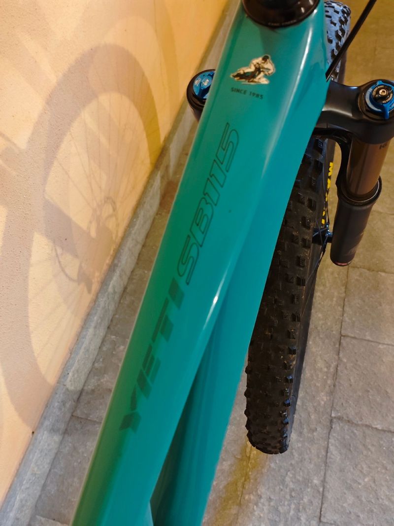 Used Yeti SB115 T1 2022 2022 Mountainbike, Blue, 29 — image 4 of 9