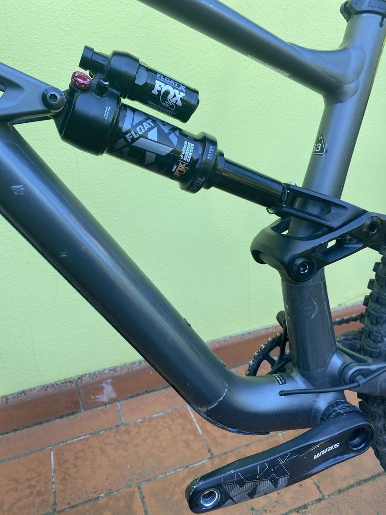 Used Specialized Status 160 2023 2023 Mountainbike, Light Gray, 29, 27.5 — image 5 of 9