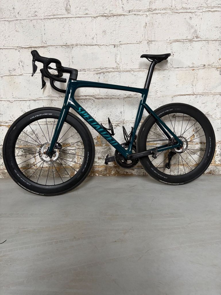 Used Specialized Tarmac Shimano Ultegra Di2 2024 Road & Gravel, Green — image 2 of 6