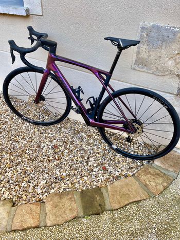 Used Lapierre Xelius Sl 5.0 DI2 105 2024 Route & Gravel