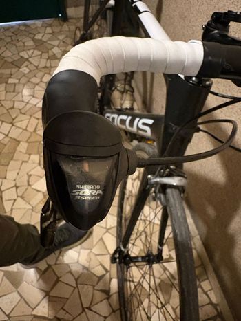 Used Focus Cayo Shimano Sora 2017 Road & Gravel — image 5 of 9