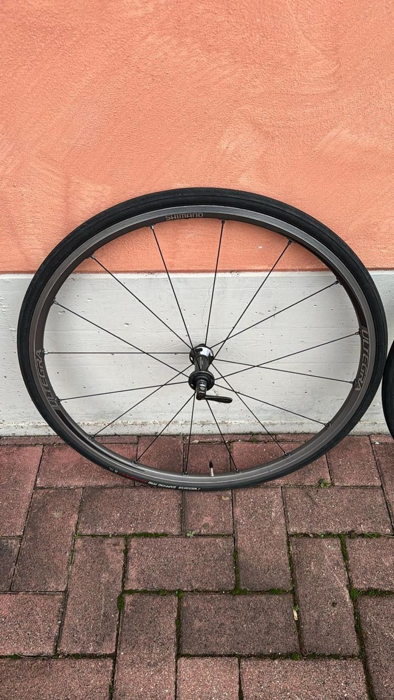 Used Specialized Tarmac Shimano Ultegra 2018 Road & Gravel — image 10 of 12