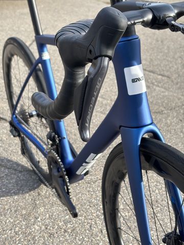 Używany Enve Melee Shimano Ultegra Di2 2025 Road & Gravel — zdjęcie 8 z 14