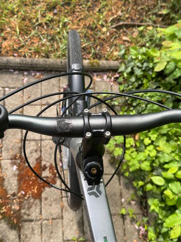 Used Carver Custom Shimano Deore XT 2024 Urban, Light Gray — image 7 of 15